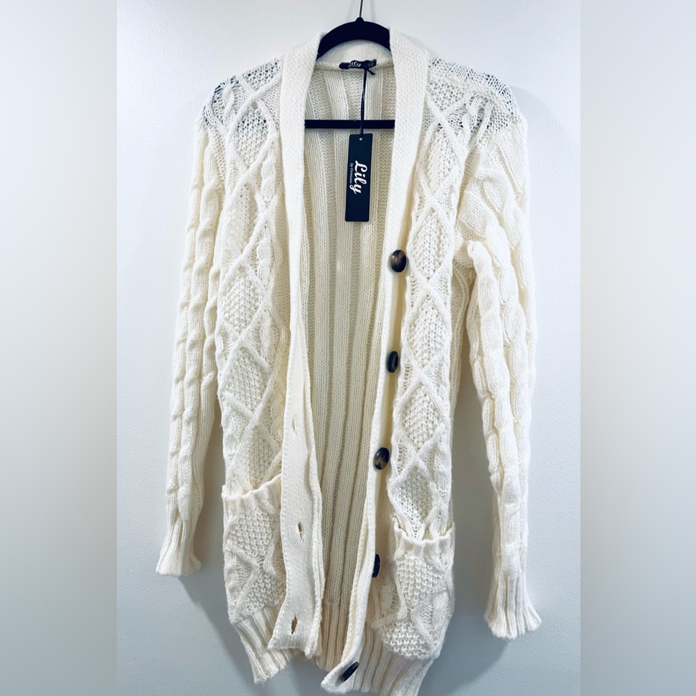 White fisherman sweater large